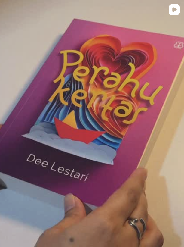 Buku Perahu Kertas